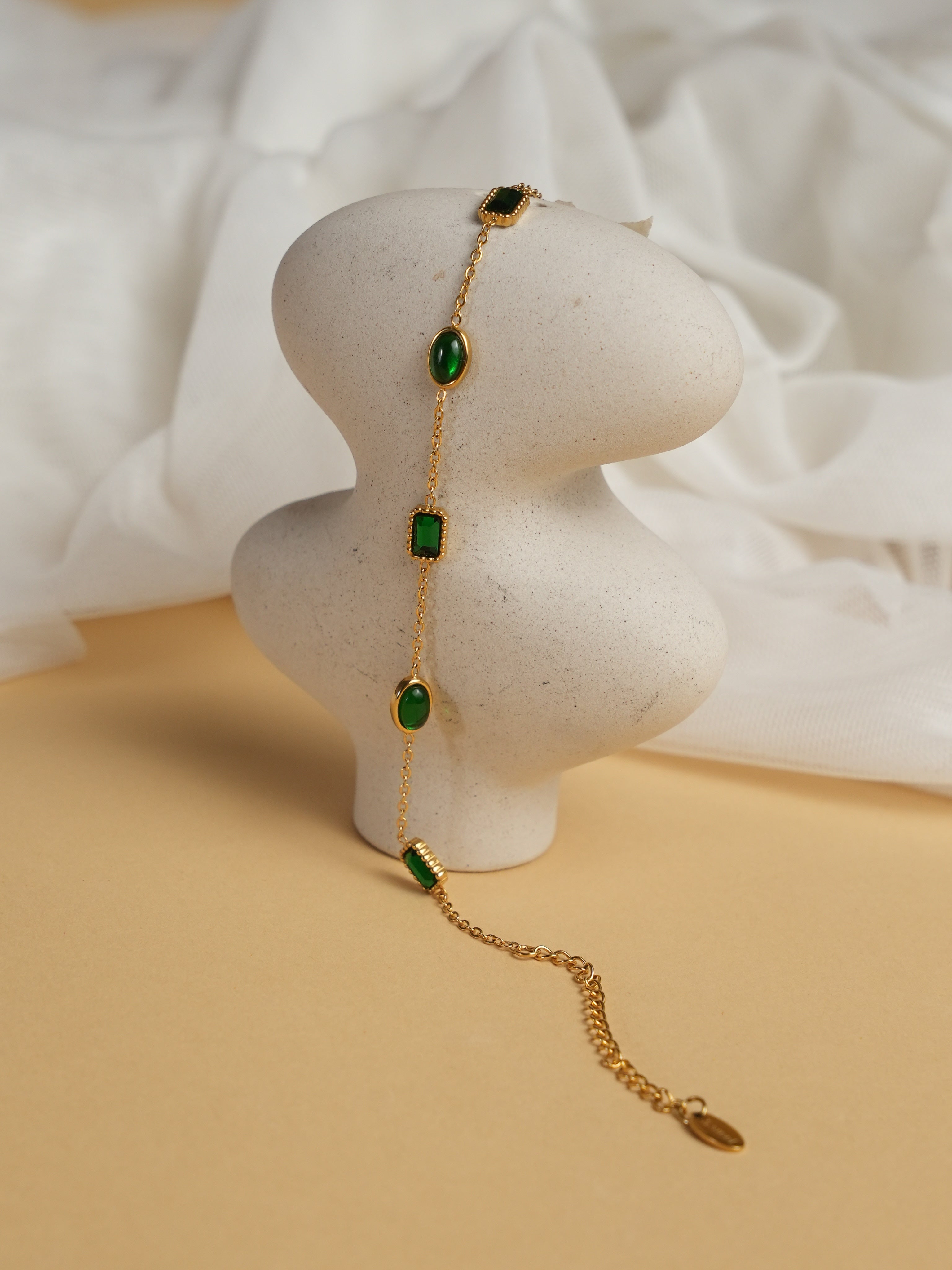 Esmeralda Bracelet - Occultry