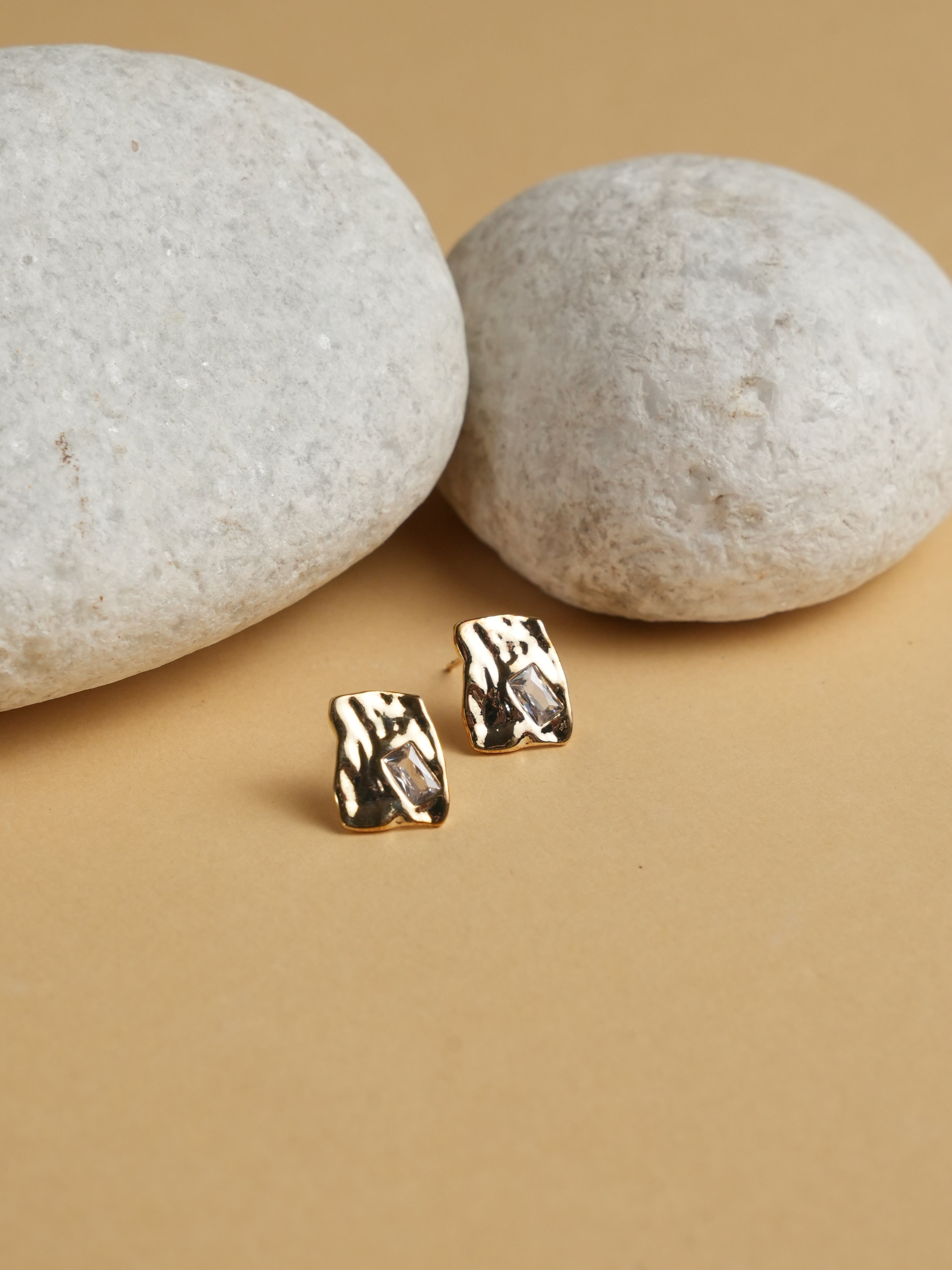 Meer Studs - Occultry